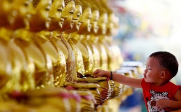 Thế nào là bỏ của làm phước